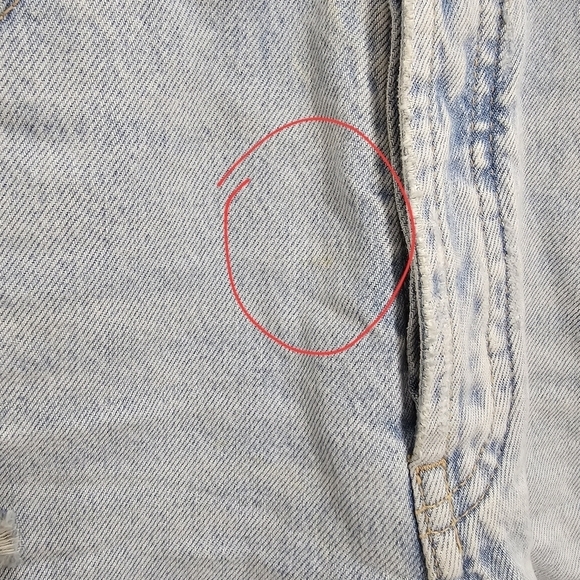Zara high waist 90s ripped grunge style button light blue jean shorts size 8 - Picture 3 of 11